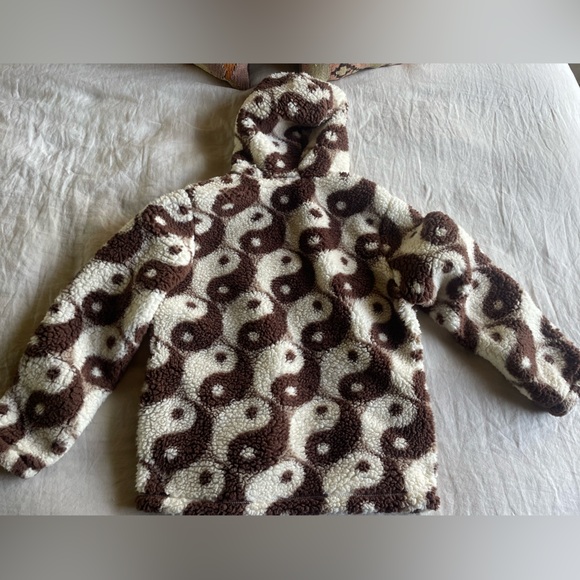 PacSun | Yin Yan Royal Printed Sherpa Hoodie - Picture 6 of 7